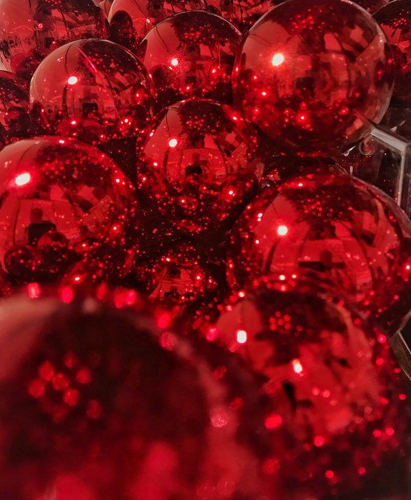 Quels types de bijoux en or privilégier pour des tenues de soirée?